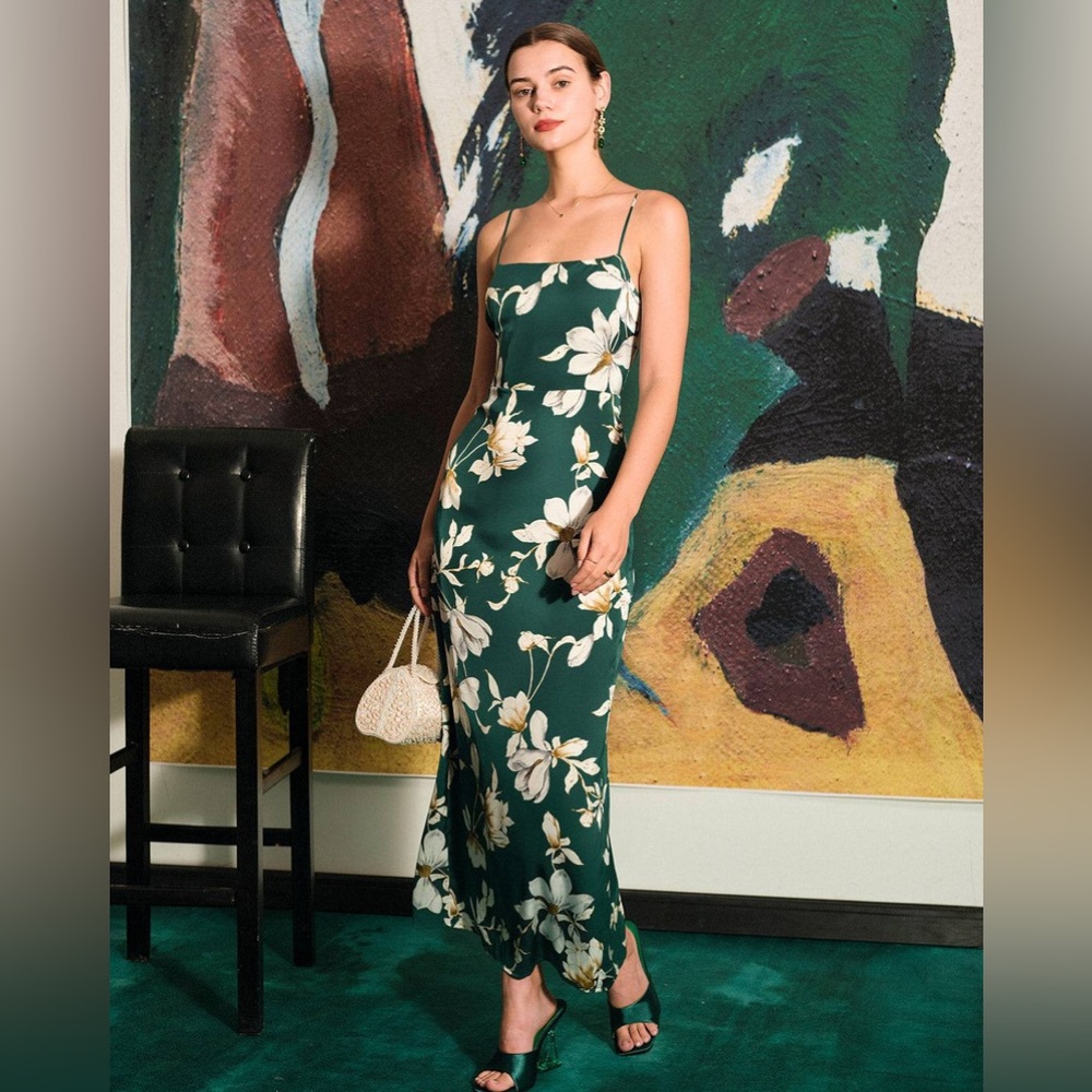 NWT RIHOAS The Floral Slit Maxi Dress